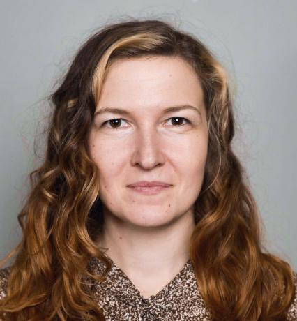 Алиса Коршунова