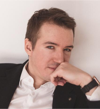 Дмитрий Тарасов